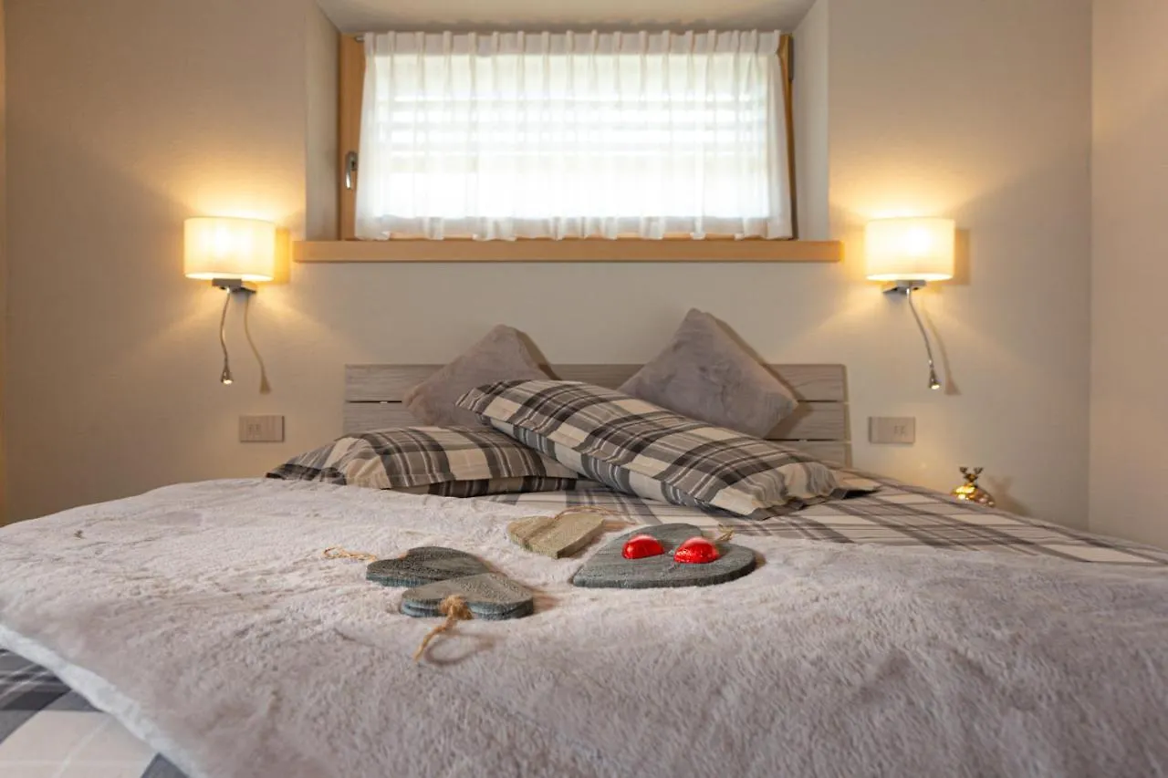 Bondi Chalet St Antoni Apartment Livigno Italy